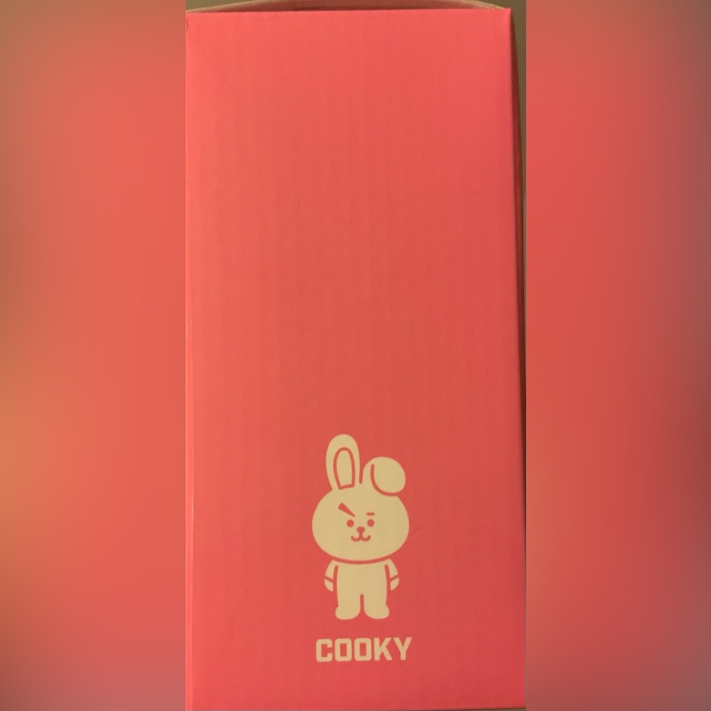 COOKIE BTS - MINI FIGURE - NEW IN BOX - Picture 4 of 8